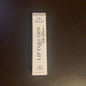 Too Faced Lip Injection Lip Gloss